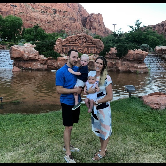 Meet your Posher, Megan - Picture 7 of 8